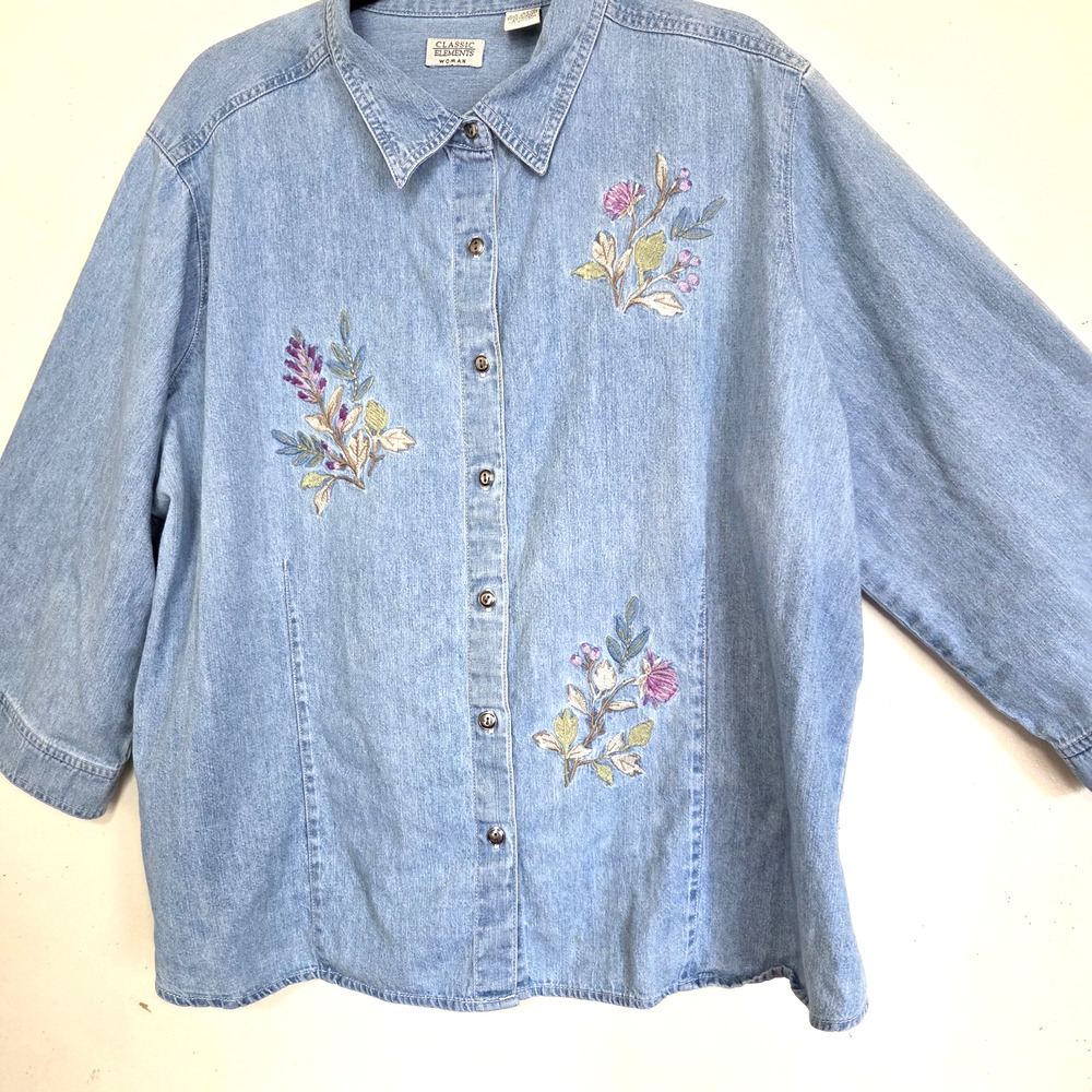 Denim Embroidered Womens Top Sz 24/26W Classic Elements Floral Gardening 3/4